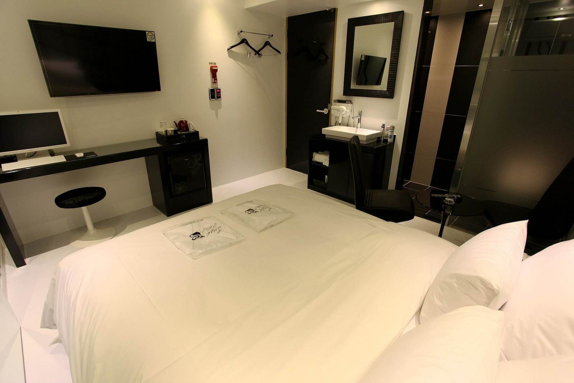 Lush Hotel ソウル特別市 エクステリア 写真